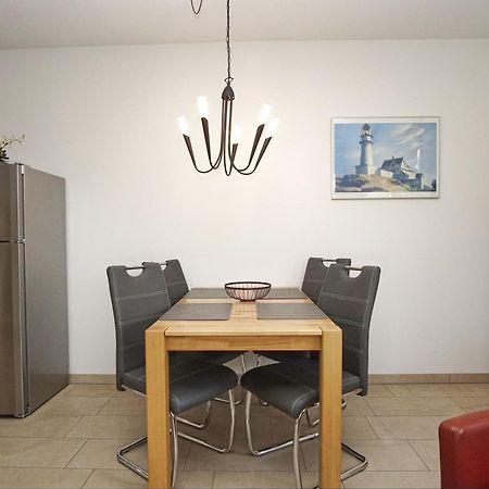 Terrasse, Gratis Nutzung Vom Ahoi Erlebnisbad Und Sauna In Sellin - Villa Antje Fewo 04 เกอเรน ภายนอก รูปภาพ