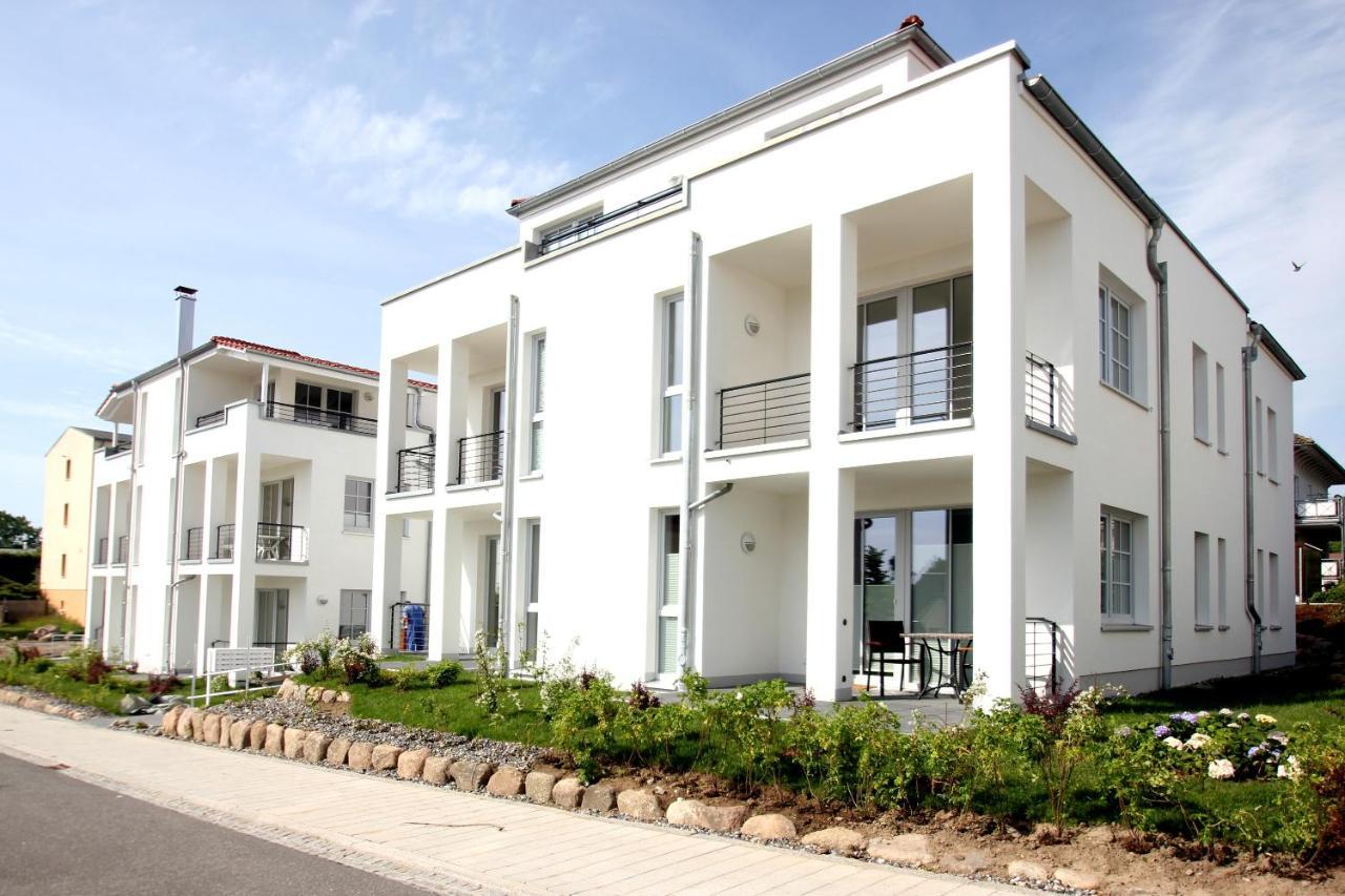 Terrasse, Gratis Nutzung Vom Ahoi Erlebnisbad Und Sauna In Sellin - Villa Antje Fewo 04 เกอเรน ภายนอก รูปภาพ