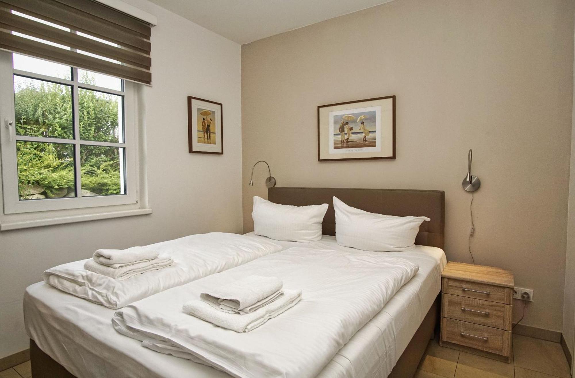 Terrasse, Gratis Nutzung Vom Ahoi Erlebnisbad Und Sauna In Sellin - Villa Antje Fewo 04 เกอเรน ภายนอก รูปภาพ