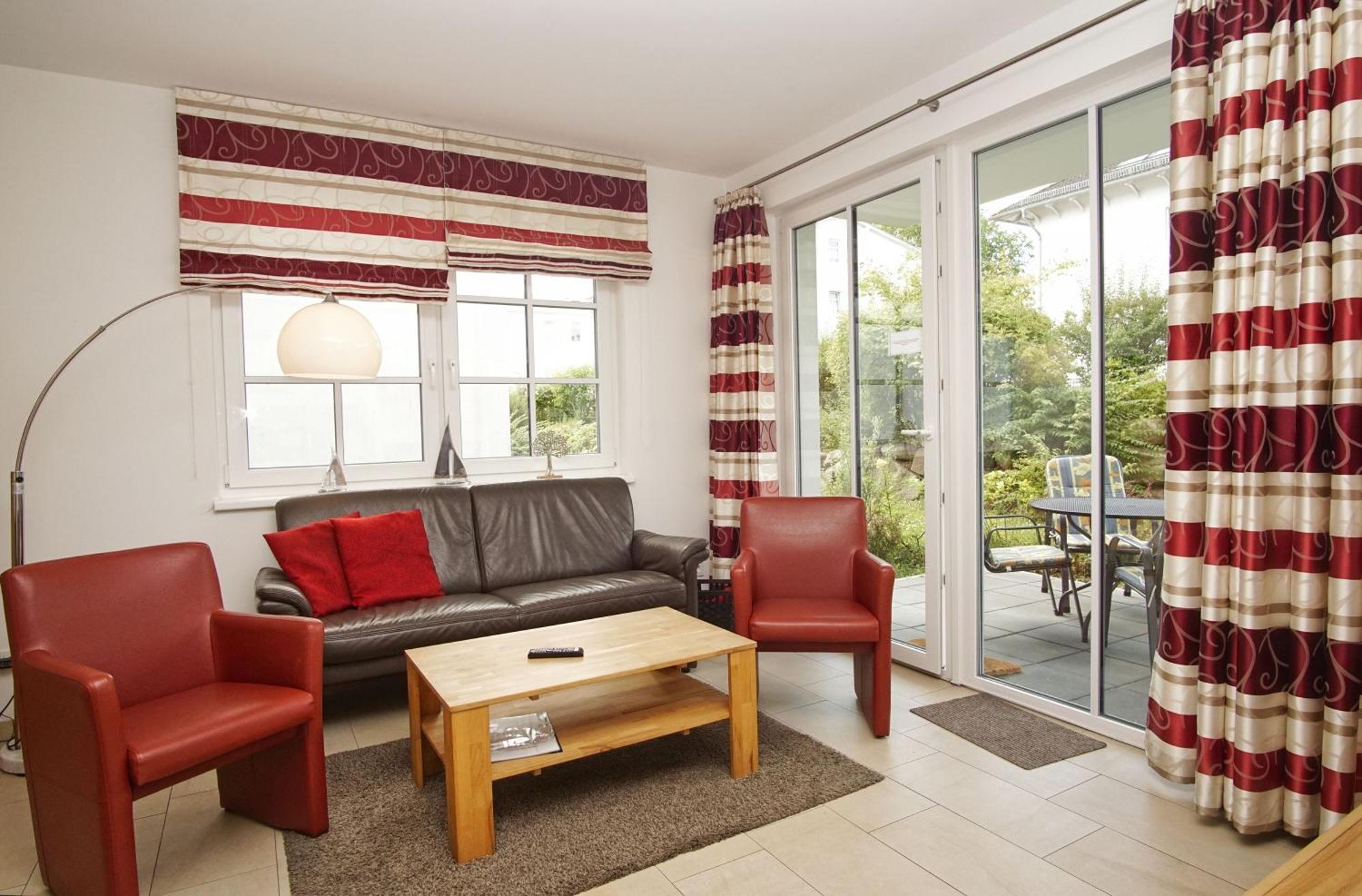 Terrasse, Gratis Nutzung Vom Ahoi Erlebnisbad Und Sauna In Sellin - Villa Antje Fewo 04 เกอเรน ภายนอก รูปภาพ